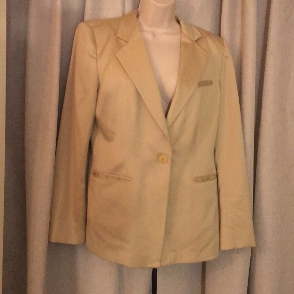 Armani tan blazer